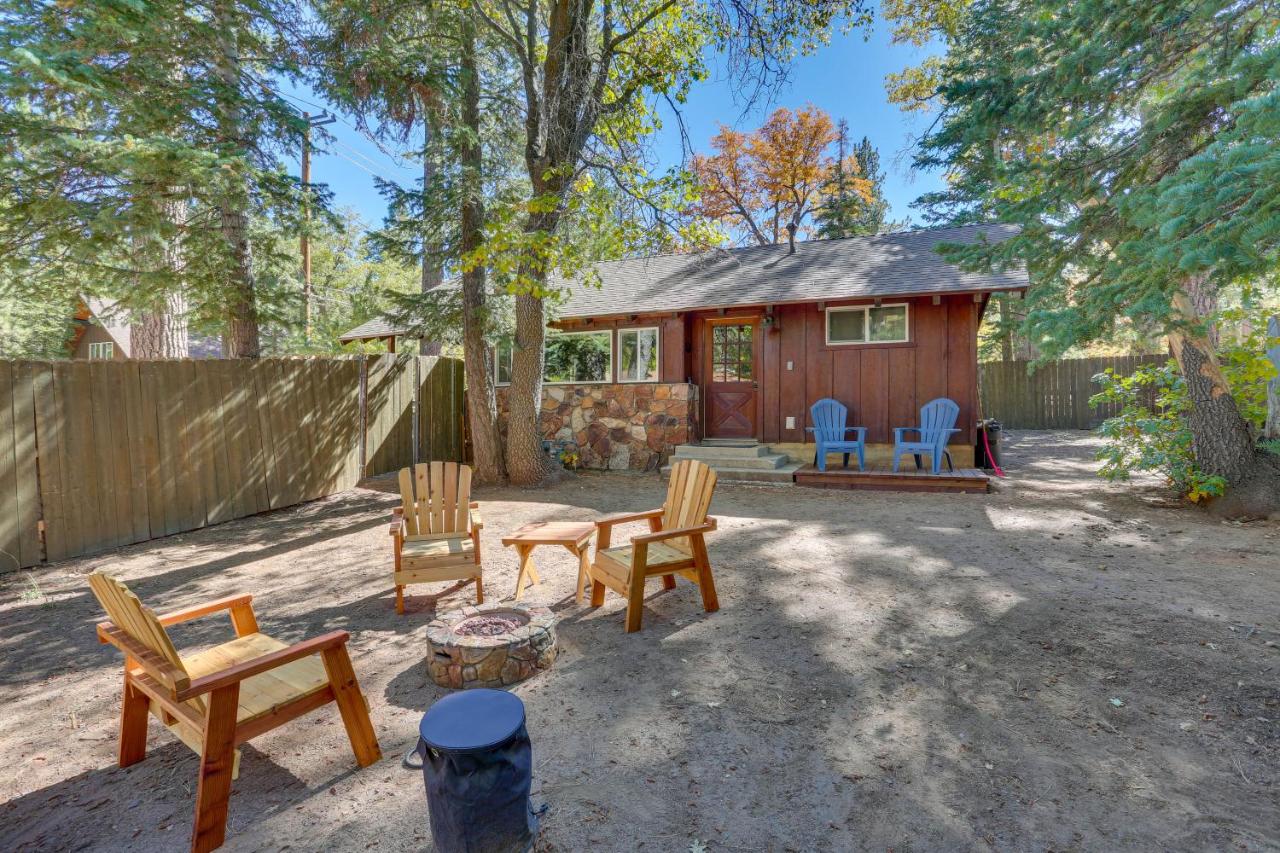 B&B Big Bear Lake - Pet-Friendly Cabin with Fire Pit, Grill, and Trail! - Bed and Breakfast Big Bear Lake