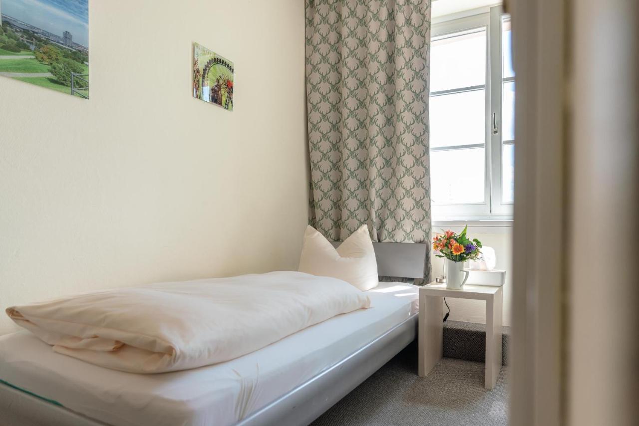 Single Room with Shower