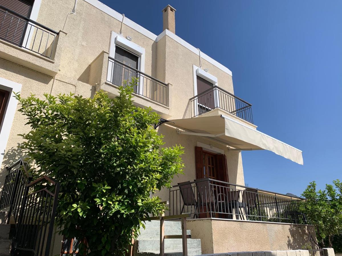 La Bandolaise à Perdika - B&B Perdika