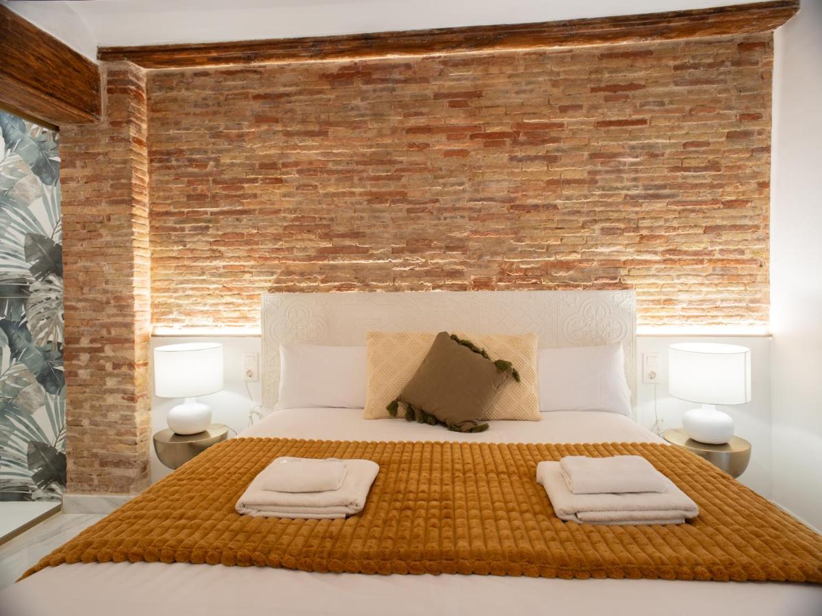 Central Market - Ciutat Vella, exclusively for families - Mid-term - Bed and Breakfast Valencia
