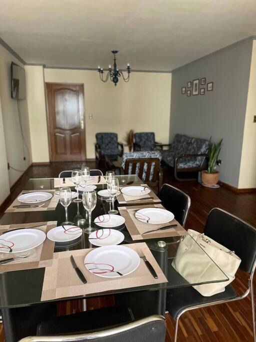 Excelente ubicación Cochabamba - Chambres d’hôtes