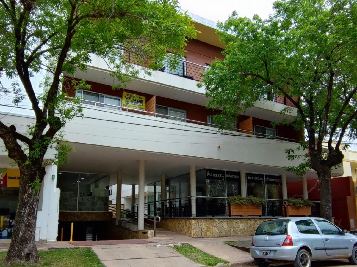 Alojamiento Vio Plaza Villa Elisa - B&B Villa Elisa