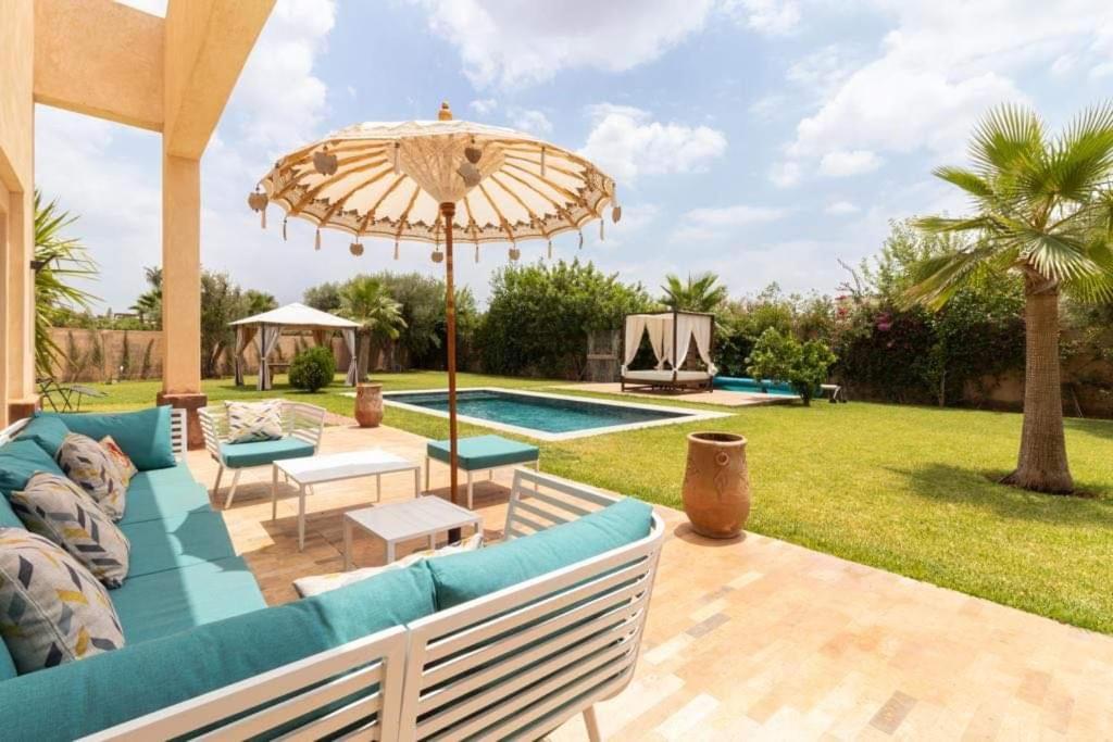 B&B Marrakesh - VILLA EDEN Marrakech RESIDENCE APPLE GARDEN 2000m2 - Bed and Breakfast Marrakesh