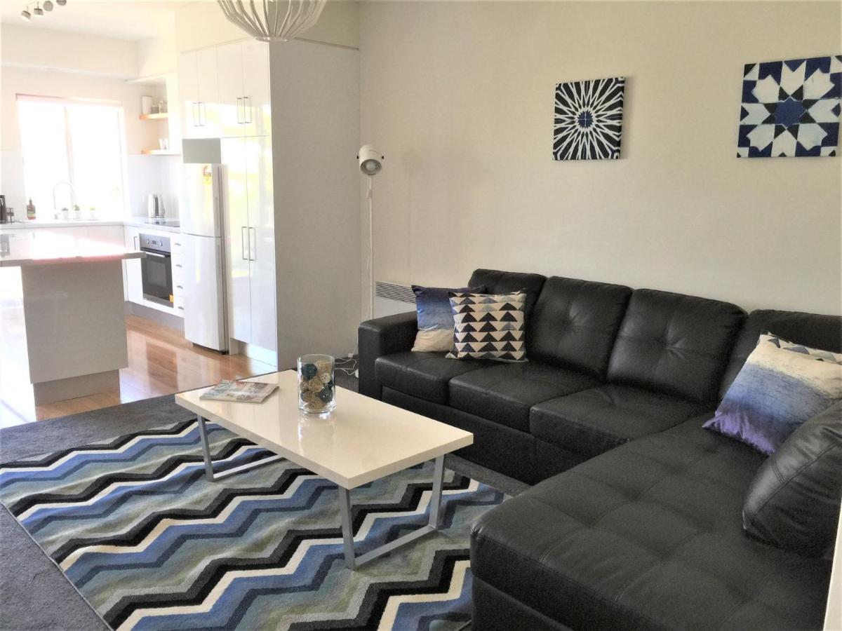 View Street Apartment Car park 650m to shops - Ferienwohnung