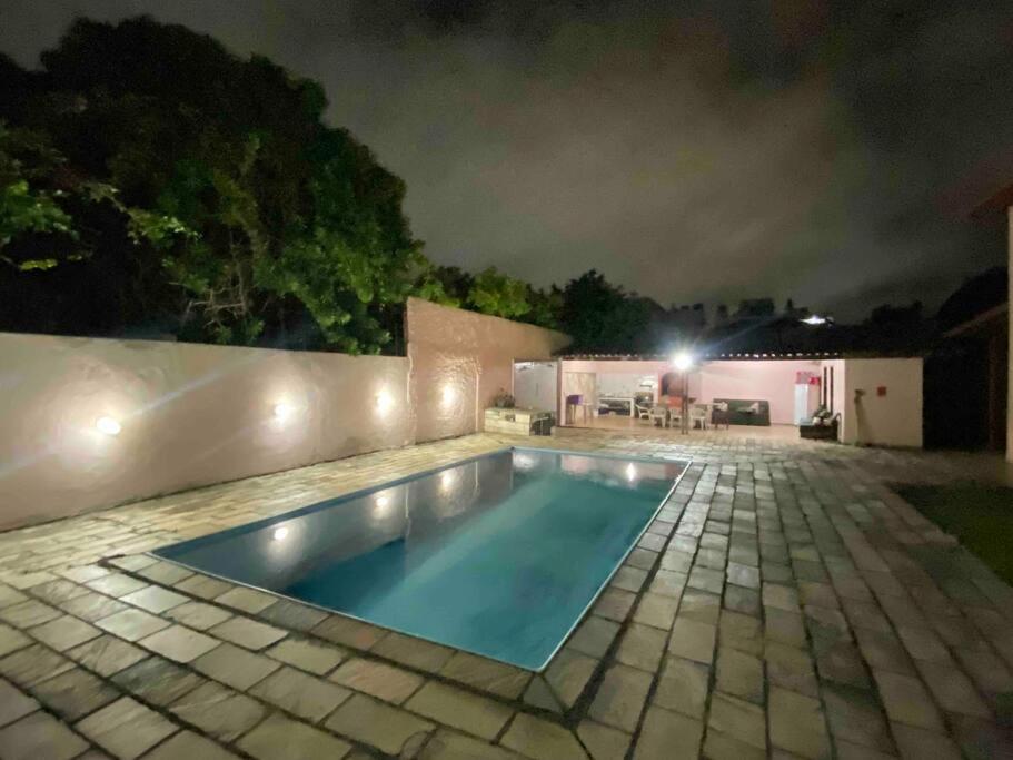 Casa com piscina próxima ao Shopping Park lagos - Chambres d’hôtes Cabo Frio