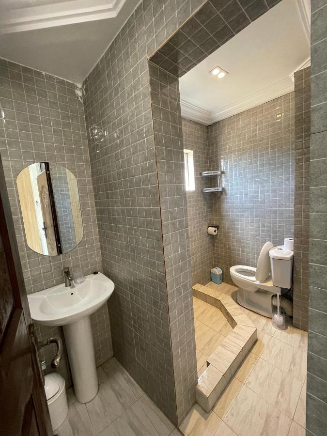 Big & confortable studio in Osu - B&B