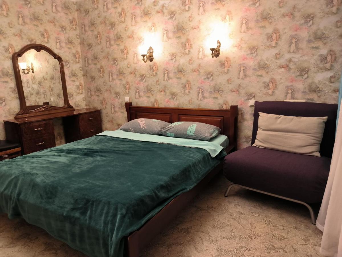 B&B Dnipro - 2-к квартира Малиновського 12. Набережна лівого берега. - Bed and Breakfast Dnipro