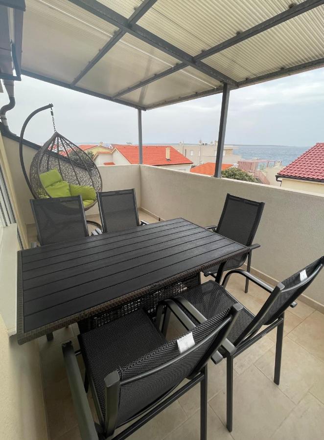 Apartment mit Meerblick