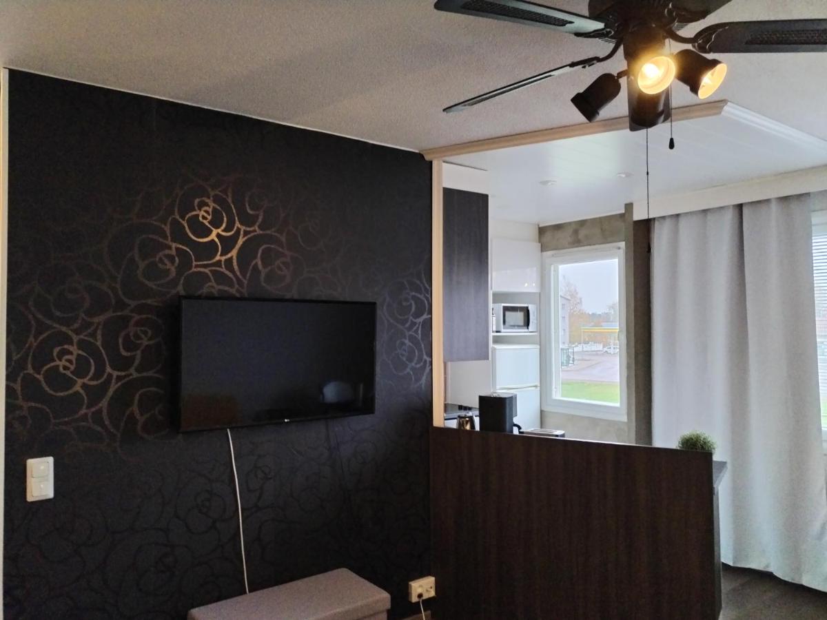 Viihtyisä yksiö Korialla - Chambres d’hôtes