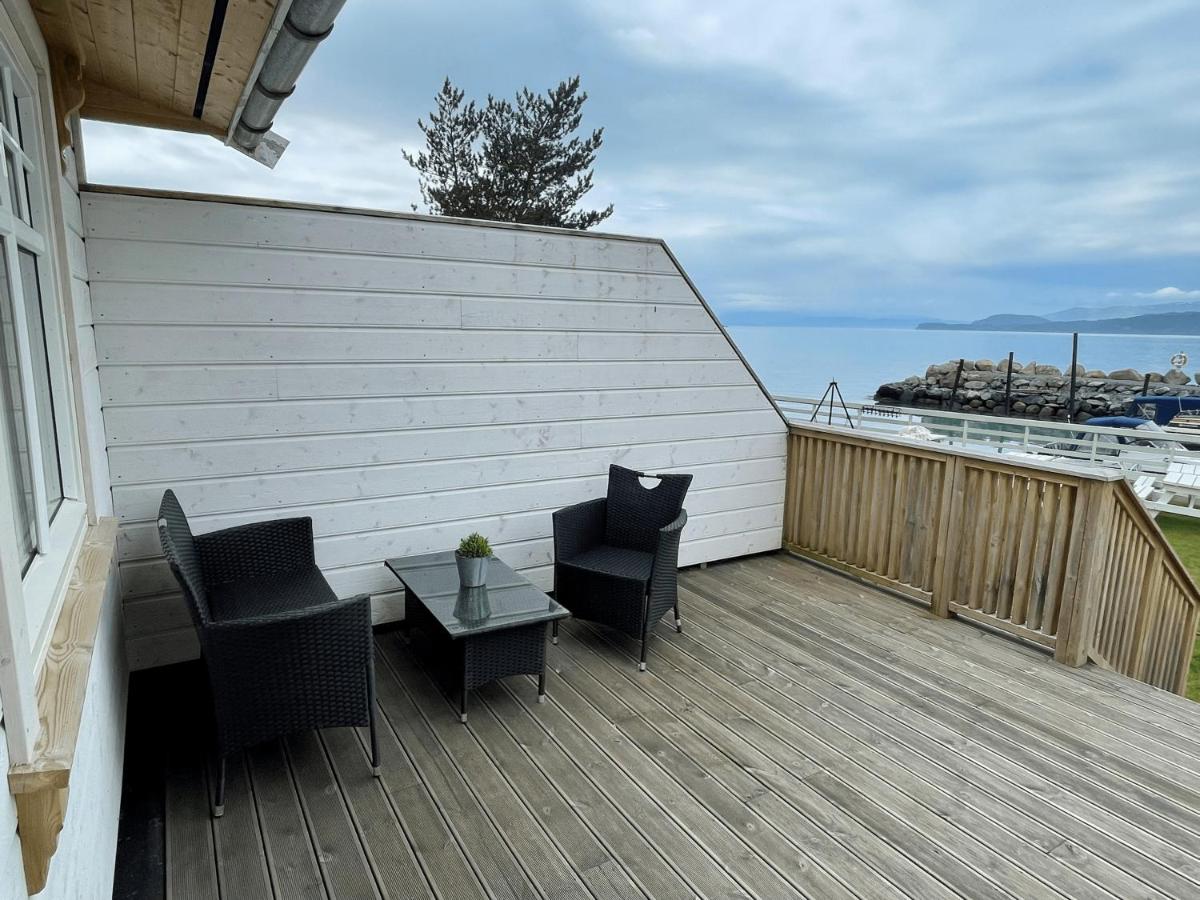 Fjord Cottage 19,27,30,46