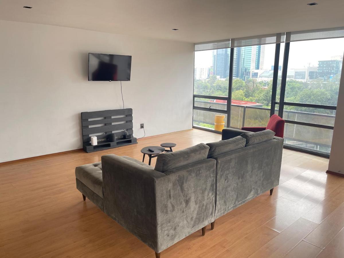 Three-Bedroom Apartment with Balcony