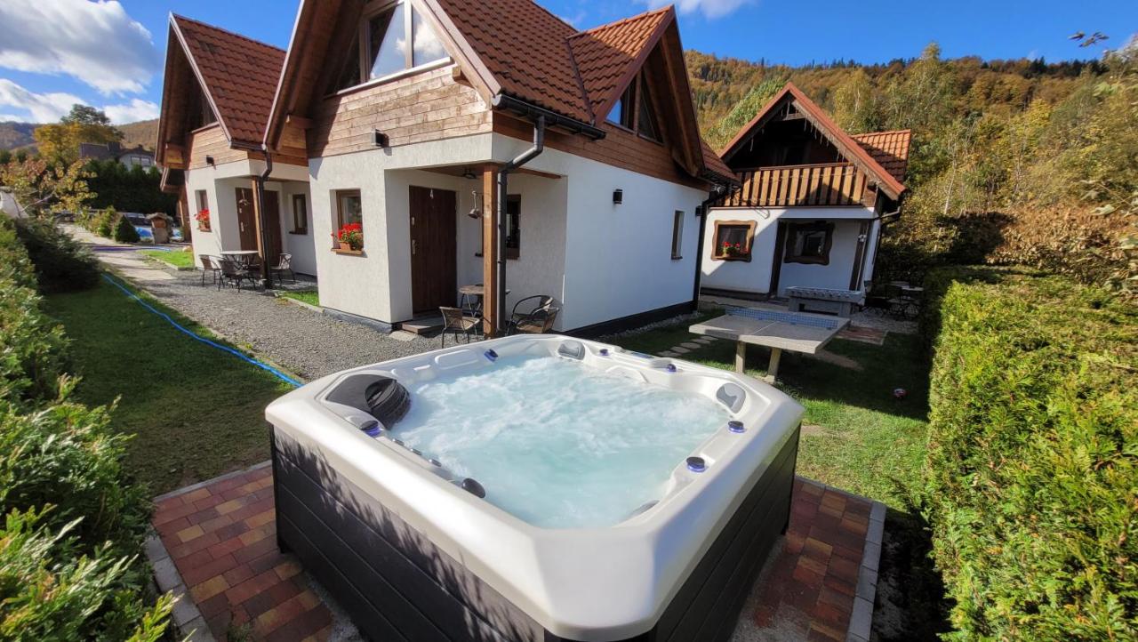 Mała Osada domki z jacuzzi przy gondoli - B&B Szczyrk