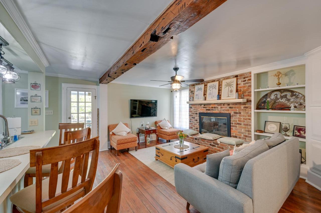 Convenient New Bern Apt with Patio Access! - B&B