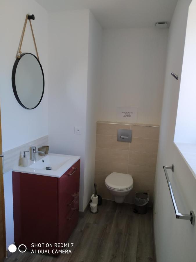 Camera Matrimoniale con Vista Piscina