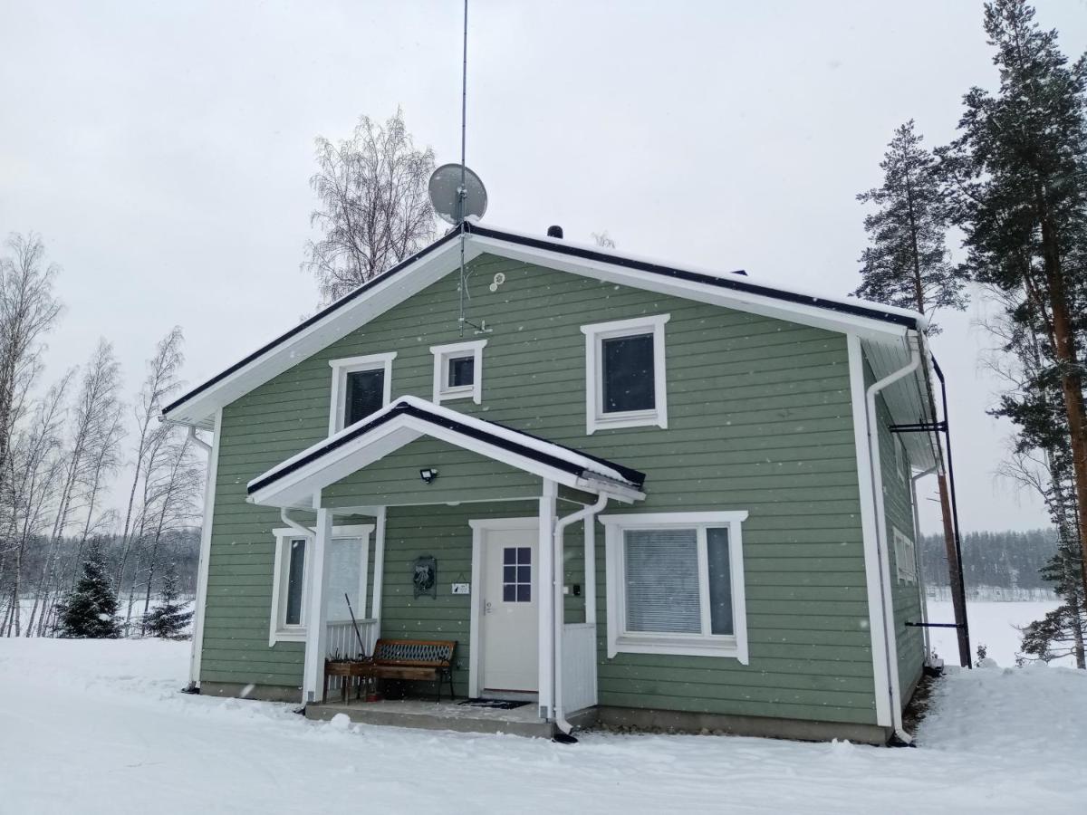 Tarula Holiday Home - B&B Melkoniemi