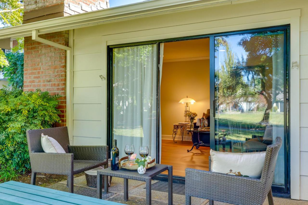 B&B Napa - Serene Napa Retreat with Pool Access and Patio! - Bed and Breakfast Napa