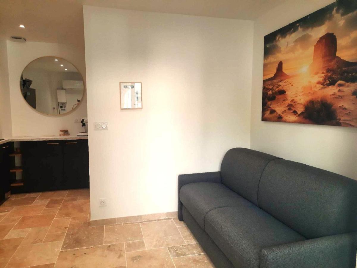 Studio with Terrace
