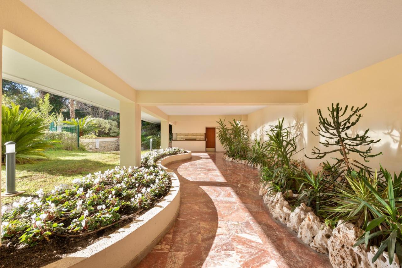 Capleouna Le Saint-Alexandre - Bed and Breakfast Antibes