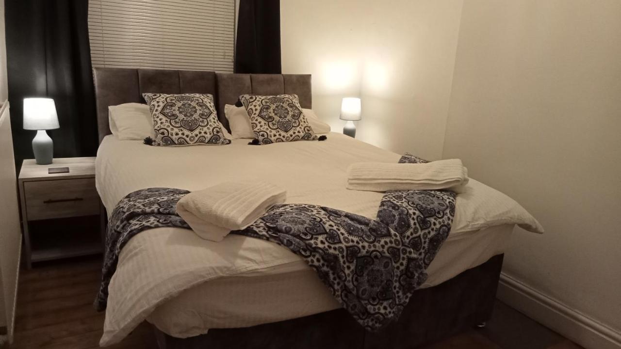 B&B Warrington - Planet 9 - Bed and Breakfast Warrington