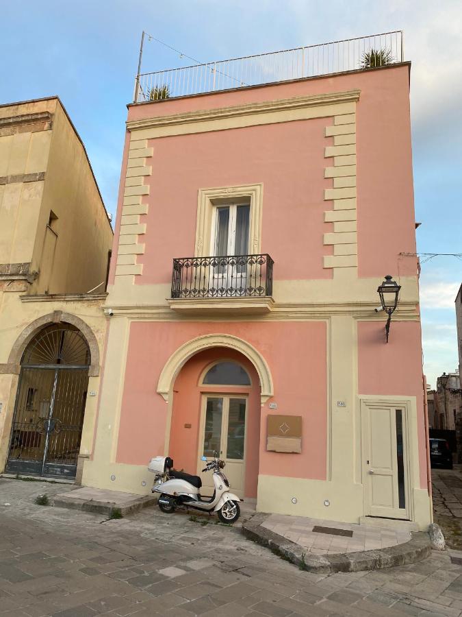 Lucente Rooms & Suites - Bed and Breakfast Ugento