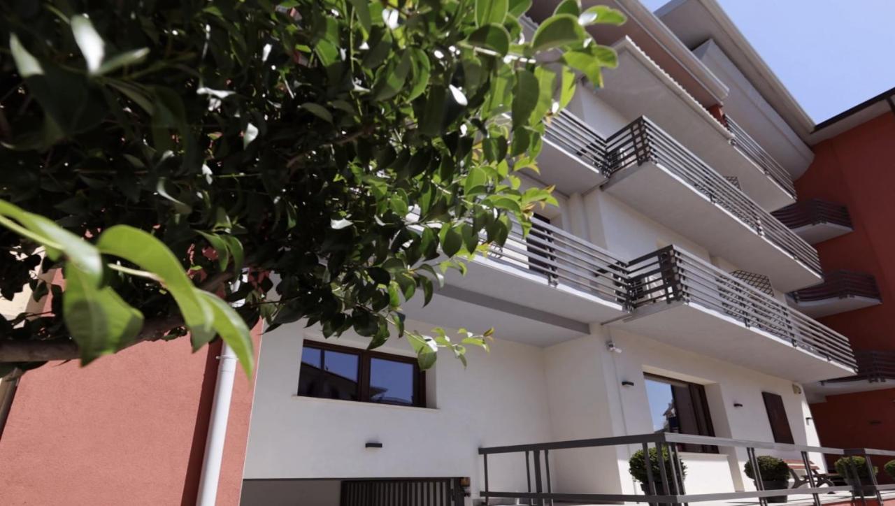 RESIDENCE VITTORIA - Ferienwohnung Acri