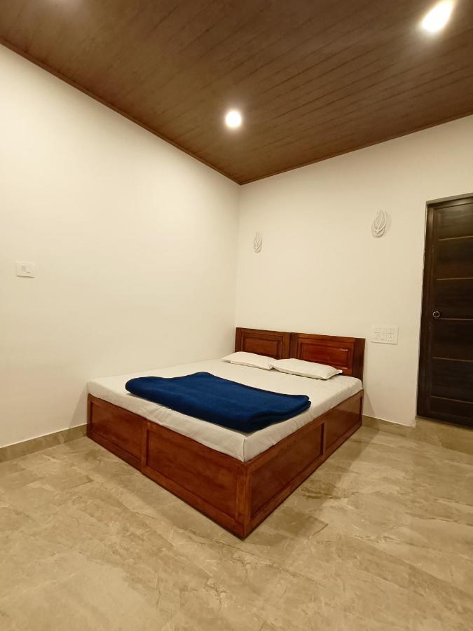 Paradise Homestay - B&B Wondh