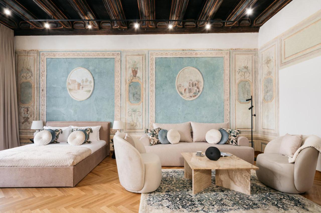 Gallery 7 - LoftAffair Collection - Ferienwohnung Krakau