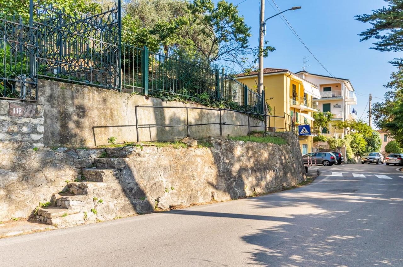 Golfo dei Poeti! Tellaro Holiday Home - B&B