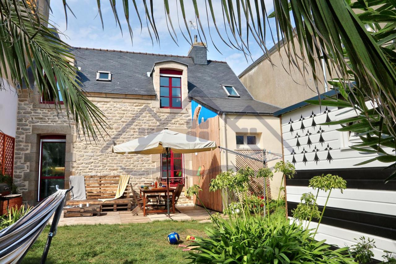 B&B Guilvinec - LocaLise - M11B - Maison de vacances avec jardin entièrement clos - A 50m de la plage - 700m du centre - tout à pied - wifi inclus - draps inclus - Animaux bienvenus - Bed and Breakfast Guilvinec