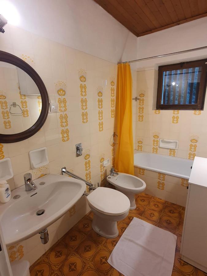 La Finestra sui Monti - Alpine Stay Apartments - Chambres d'hôtes Cavalese