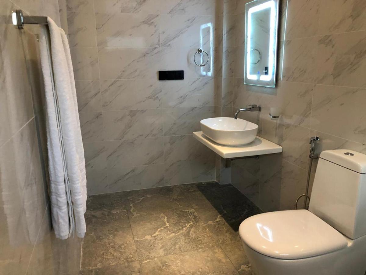 Apartment mit Balkon