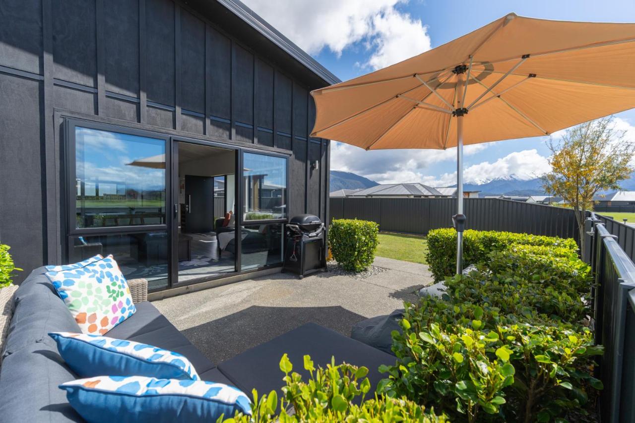 Pounamu Paradise - Te Anau Holiday Home - B&B Te Anau