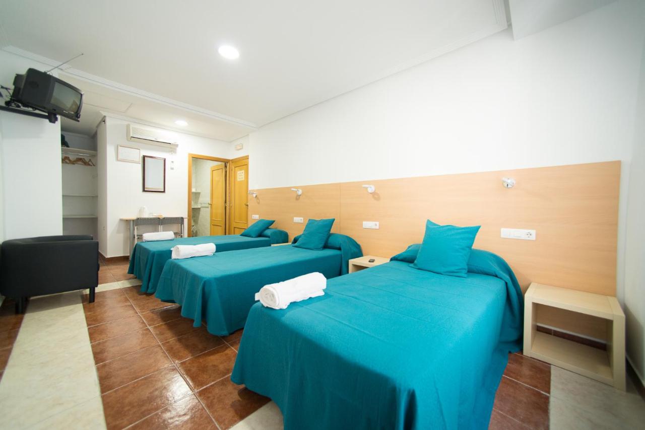 Triple Room (3 Adults)