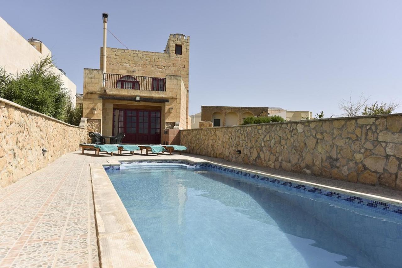 Ta' Karkar Villa Bed and Breakfast - Chambres d'hôtes Xaghra
