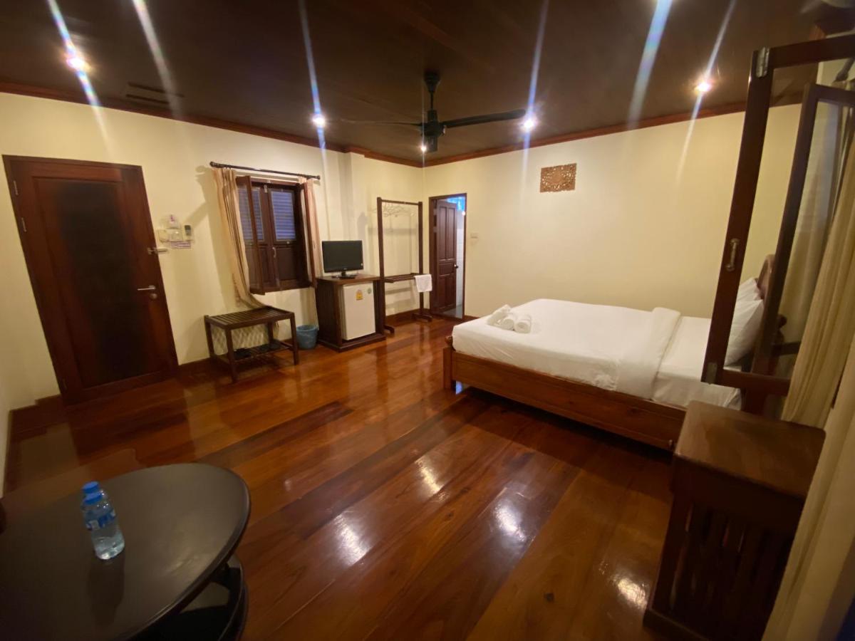 B&B Luang Prabang - somvang khily guesthouse 宋旺吉利 酒店 - Bed and Breakfast Luang Prabang