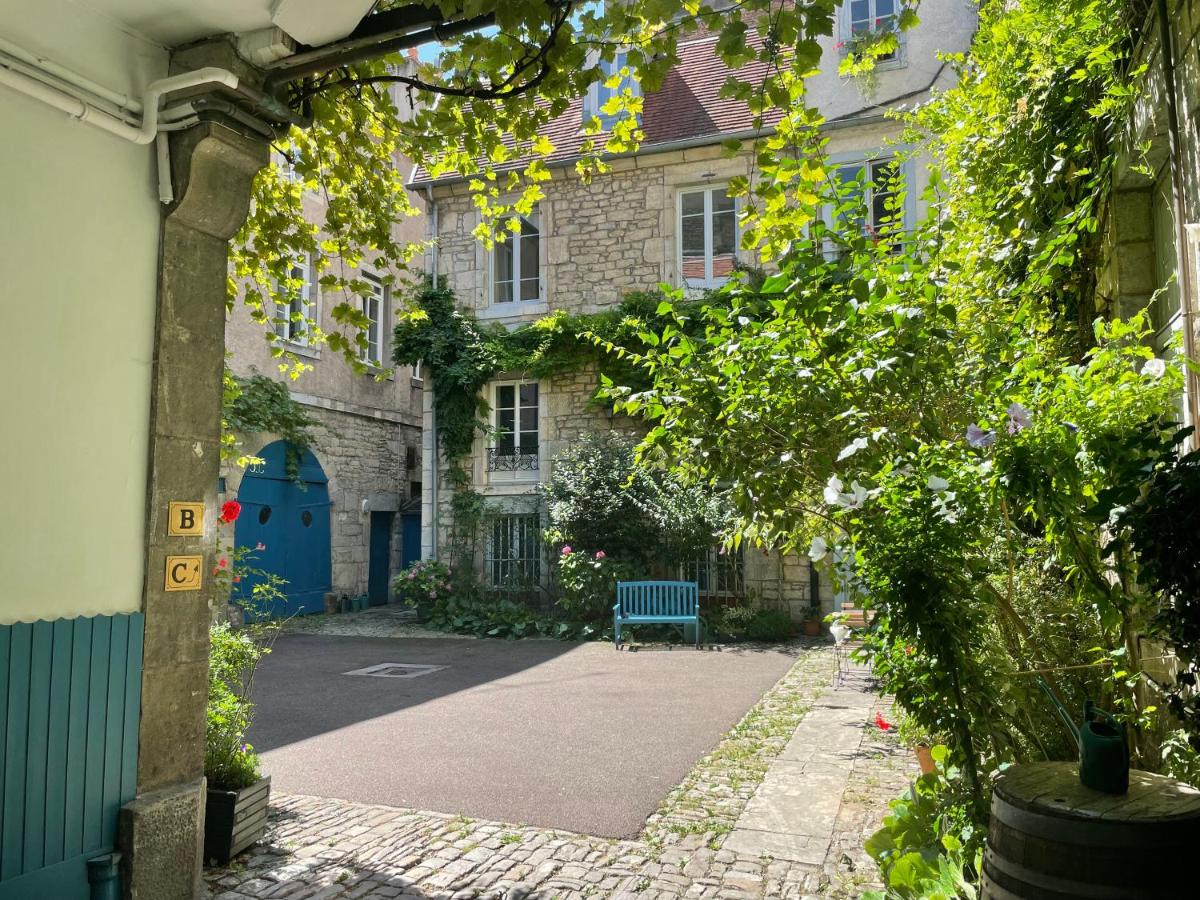 B&B Besançon - Besançon: charmant duplex au pied de la citadelle - Bed and Breakfast Besançon