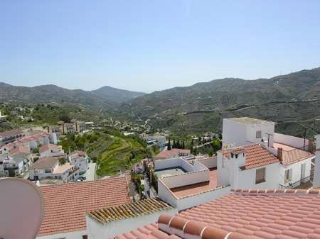 B&B Canillas de Albaida - Beautifully renovated village house with spectacular views - Bed and Breakfast Canillas de Albaida