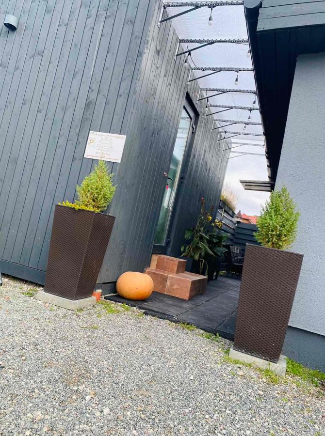 MMA apartament & sauna - Bed and Breakfast