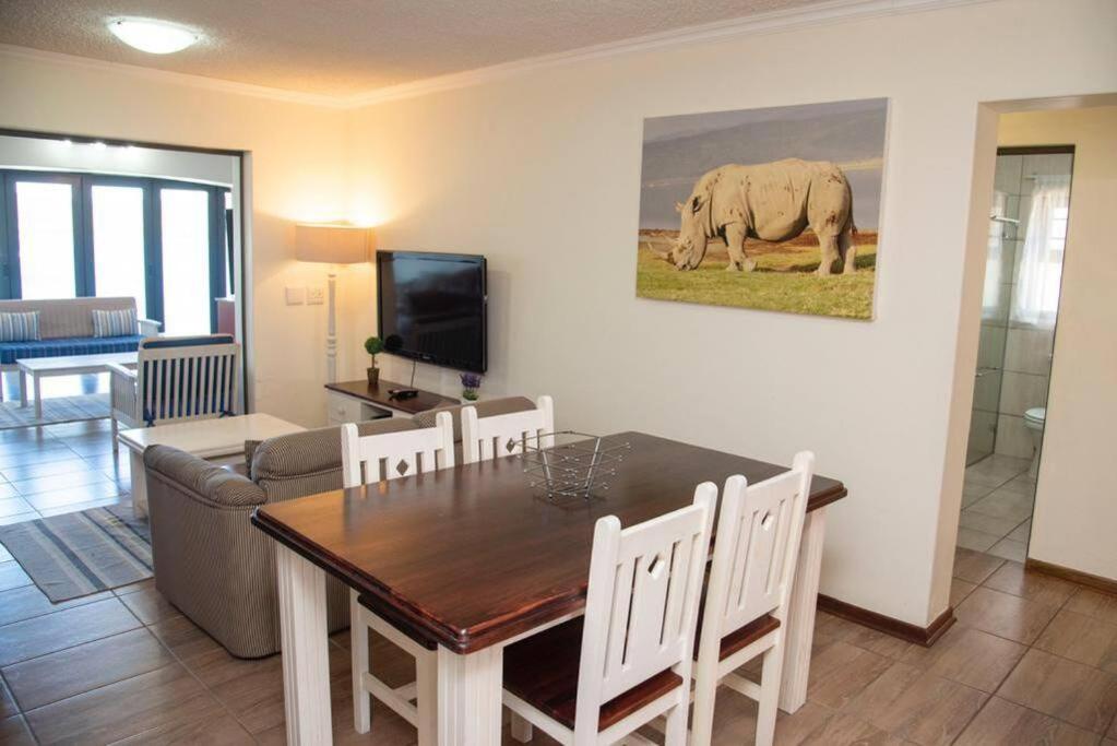 New Listing- 33 Laguna Grove on the water - Ferienwohnung Knysna