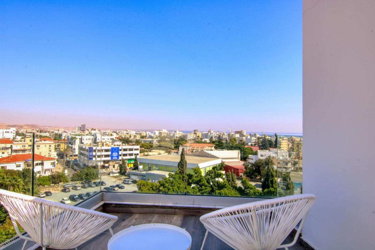 Phaedrus Living Coral Suites Bliss - B&B