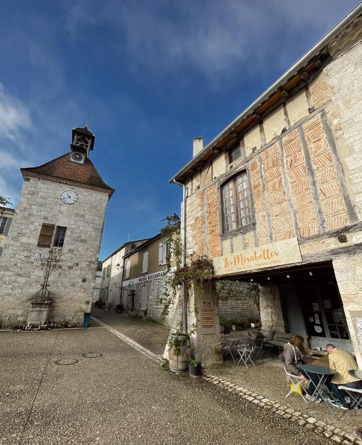 Les Mirabelles - Bed and Breakfast