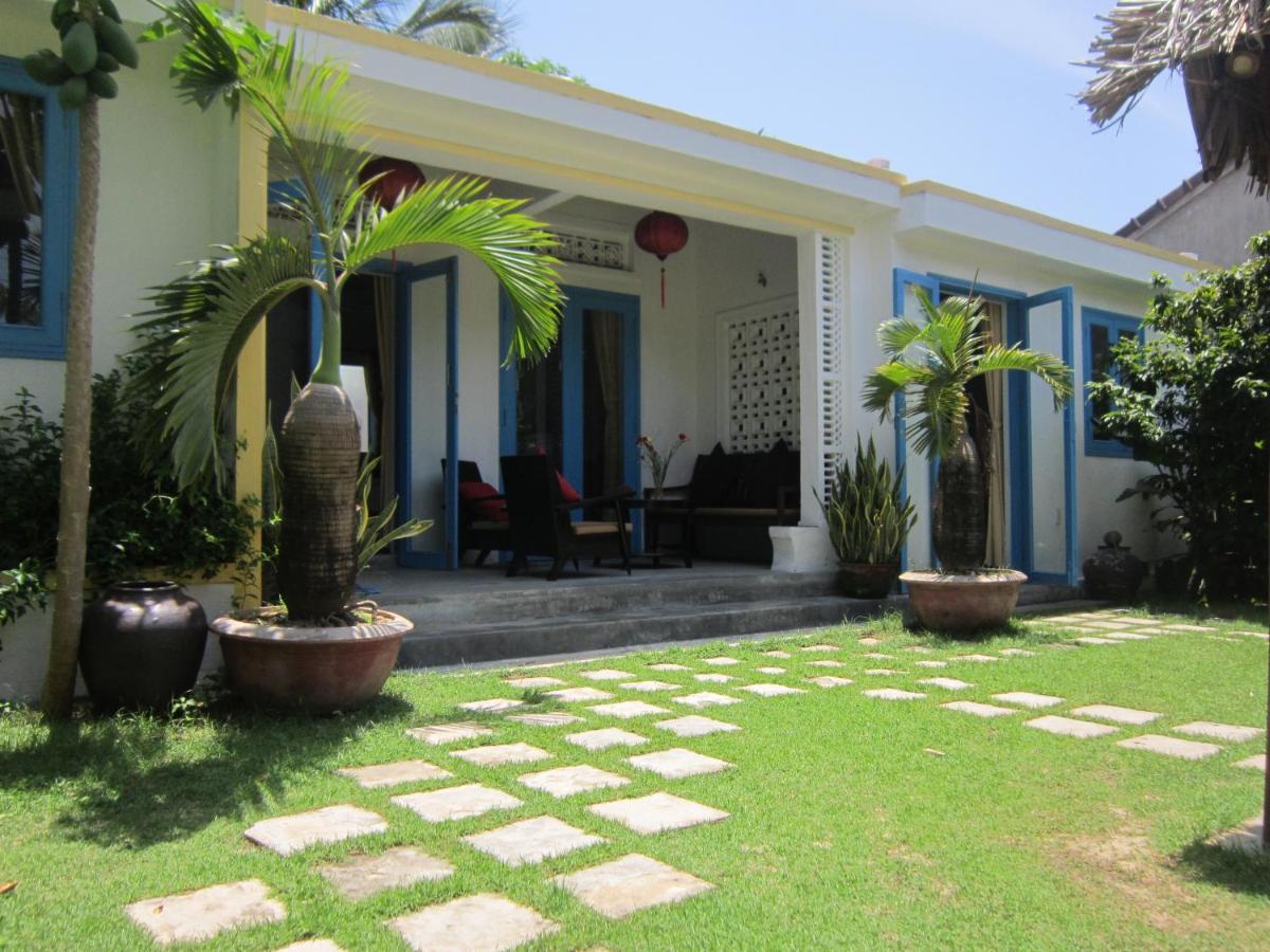 Queen Studio