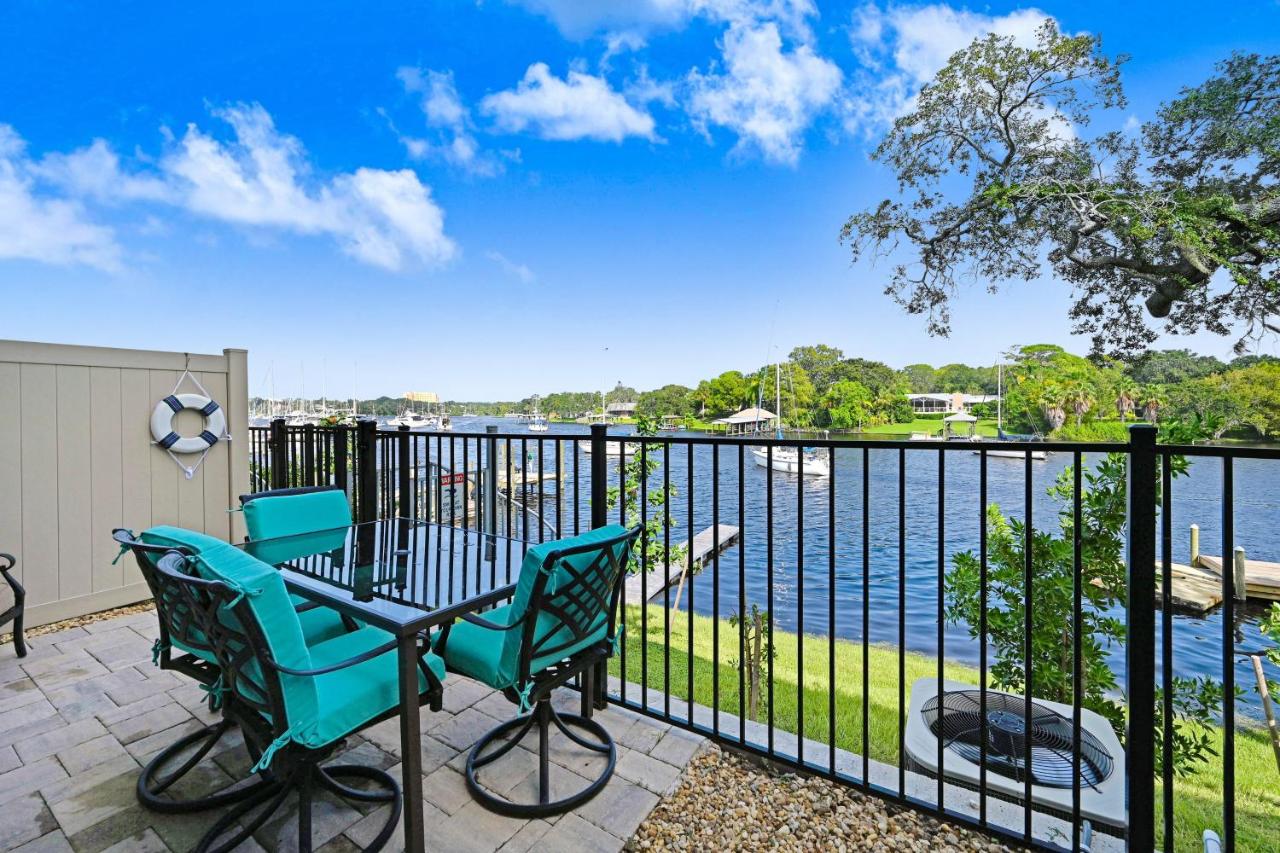 Riverfront Paradise - Ferienwohnung