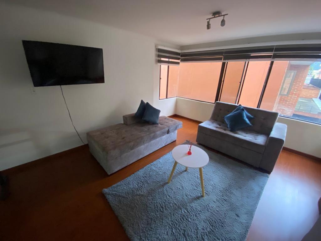 B&B Bogotá - Hermoso apartamento con chimenea y Jacuzzi - Bed and Breakfast Bogotá