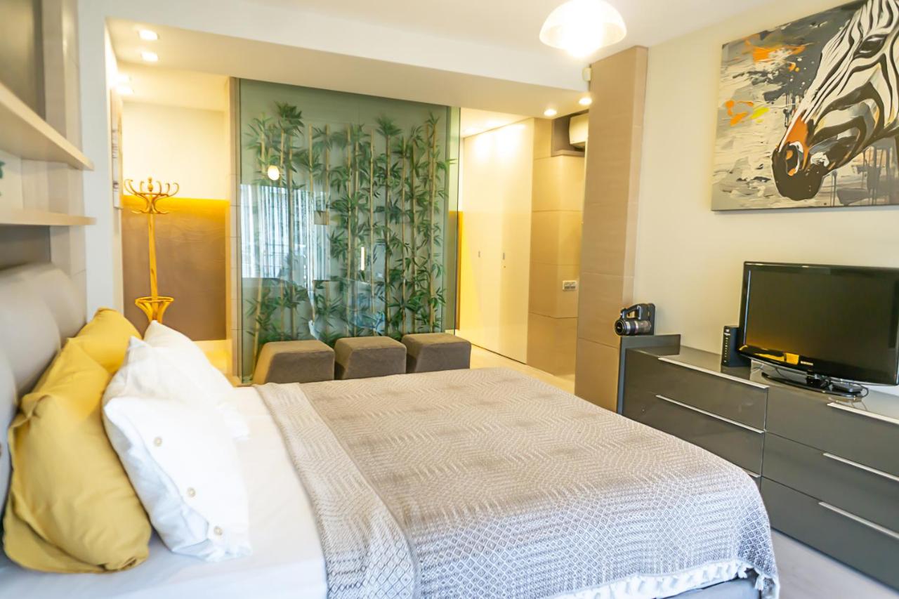 Downtown Oasis - Spacious Modern 3-BR Flat near Beachpark - Ferienwohnung Antalya