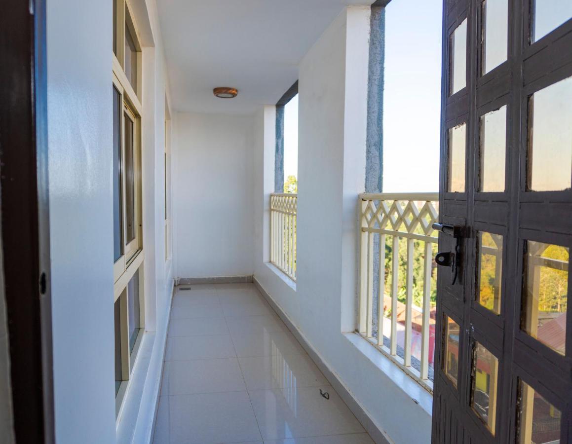 CastleHomes Ndovu Apartment - Chambres d’hôtes Ruaka