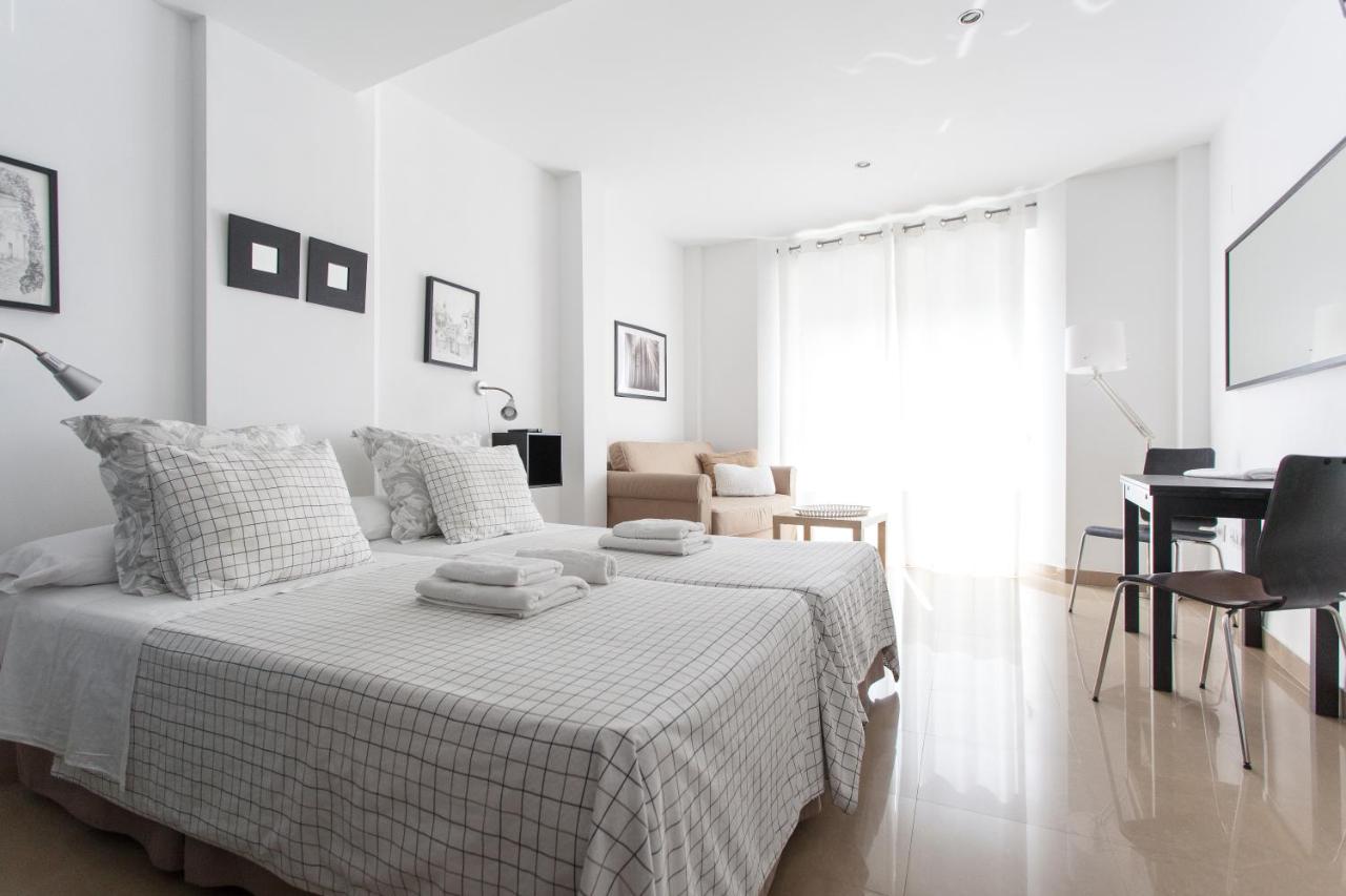 Studio mit Balkon (3 Erwachsene) – 5. Etage, Calle Adolfo Rodriguez Jurado 8