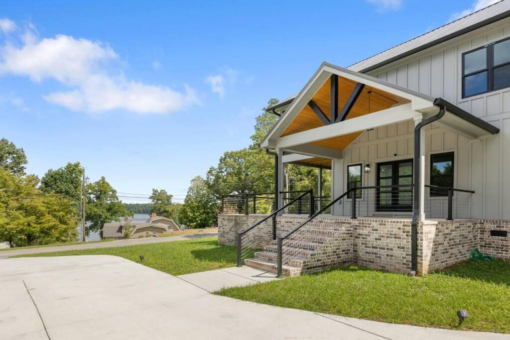 New Home, Dock, Kayaks, Game Room, Water Views - B&B Winchester