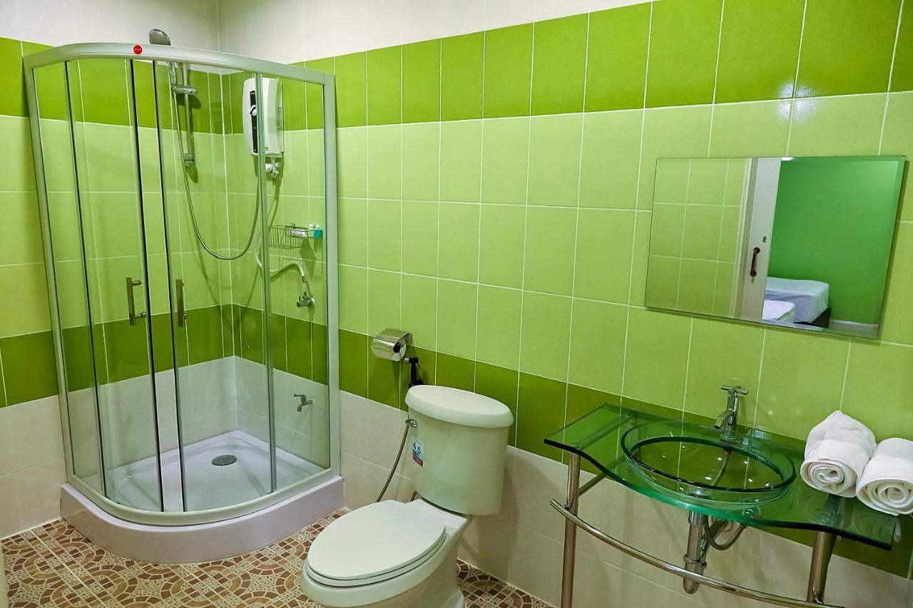 Kamer met Queensize Bed en Balkon