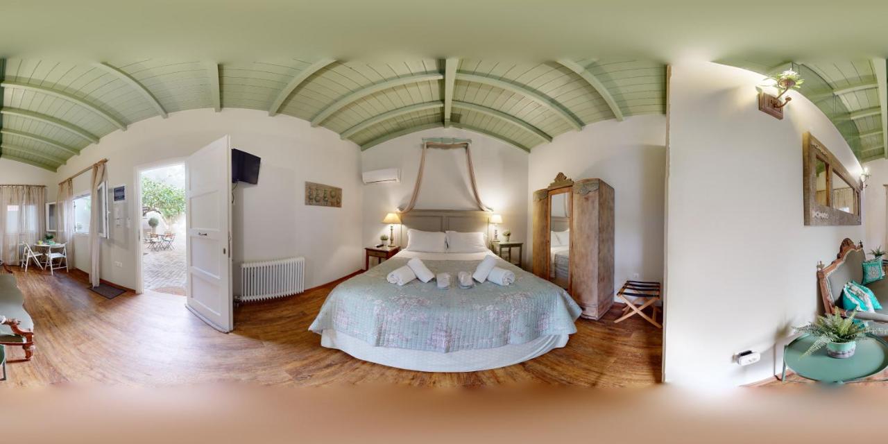 Daphne Apartment